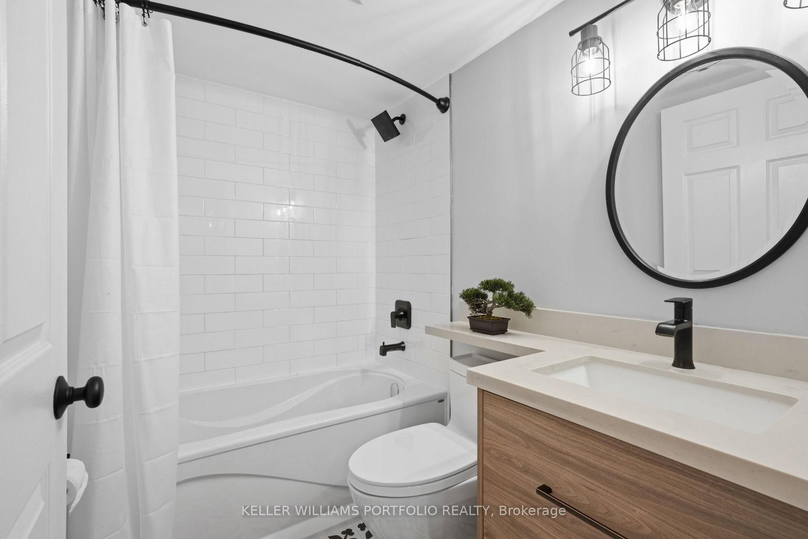 190 Manitoba Street, Unit 802 - Photo 22