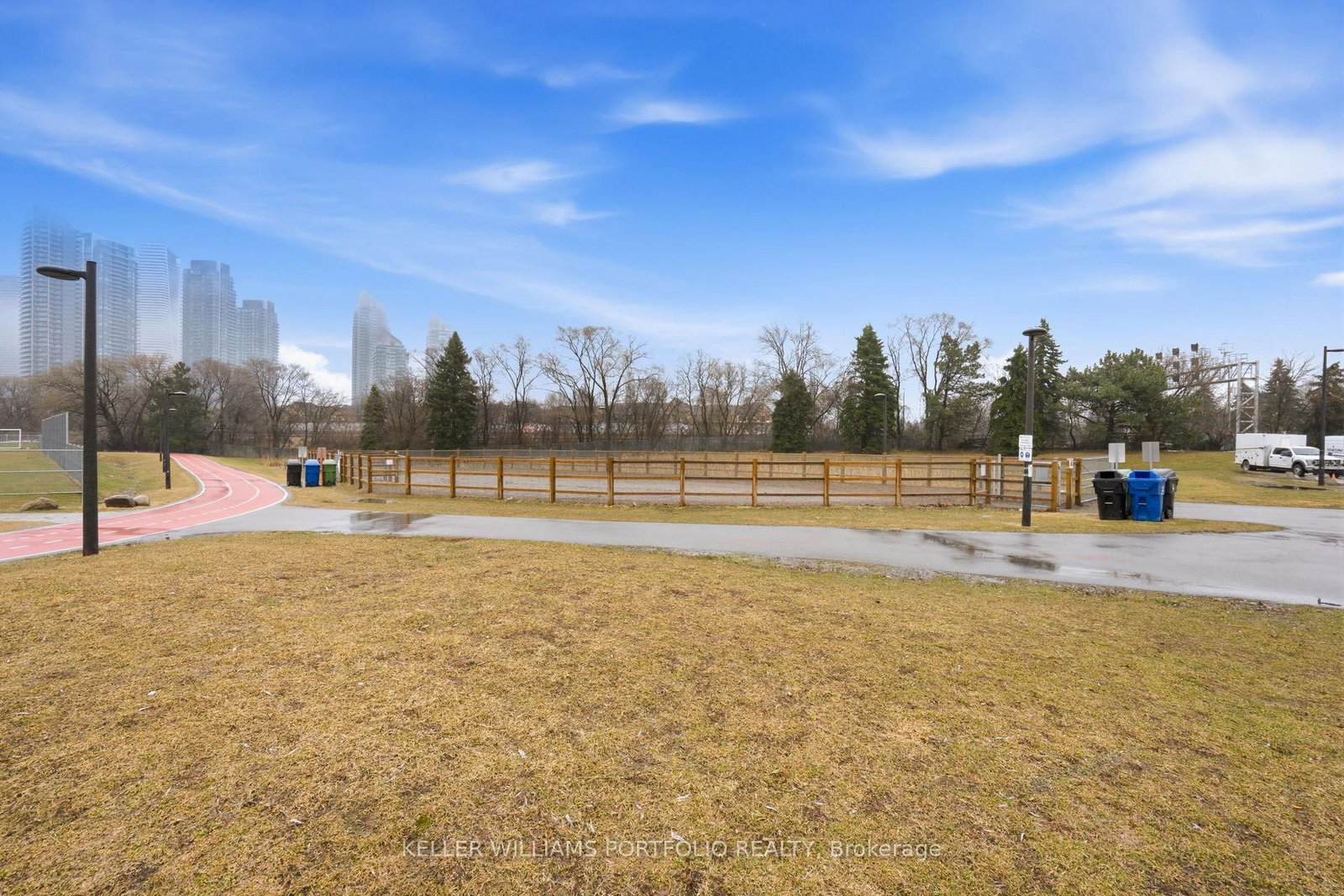 190 Manitoba Street, Unit 802 - Photo 32