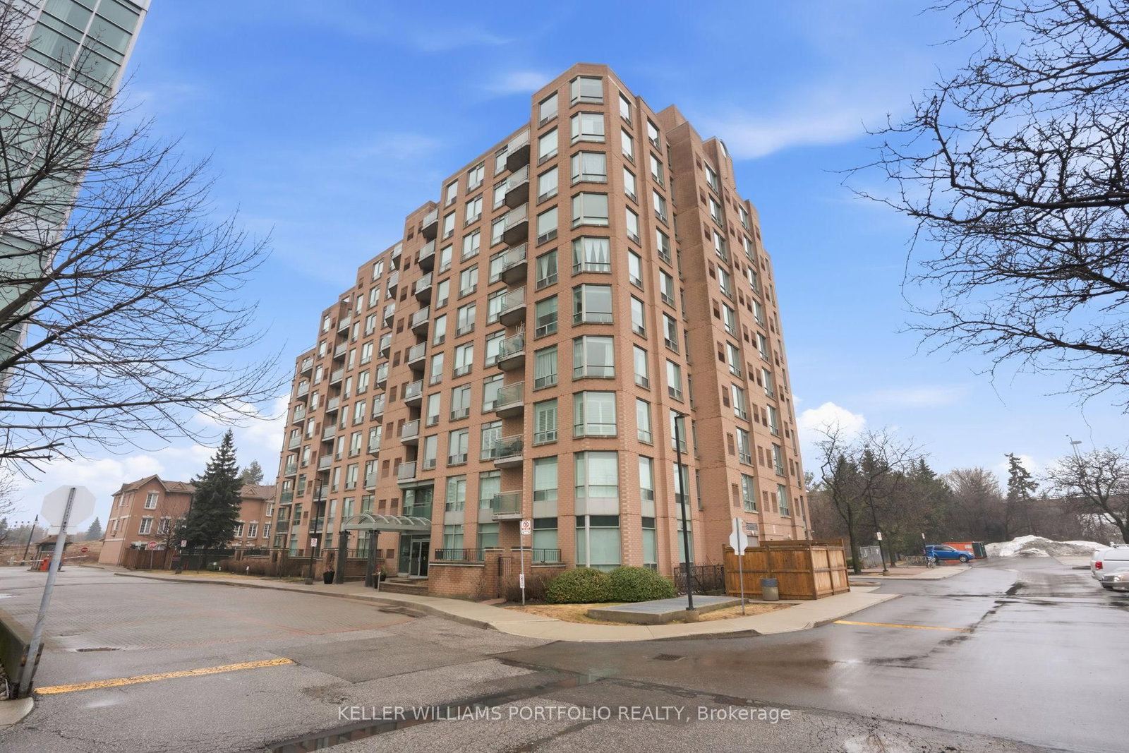 190 Manitoba Street, Unit 802 - Photo 4