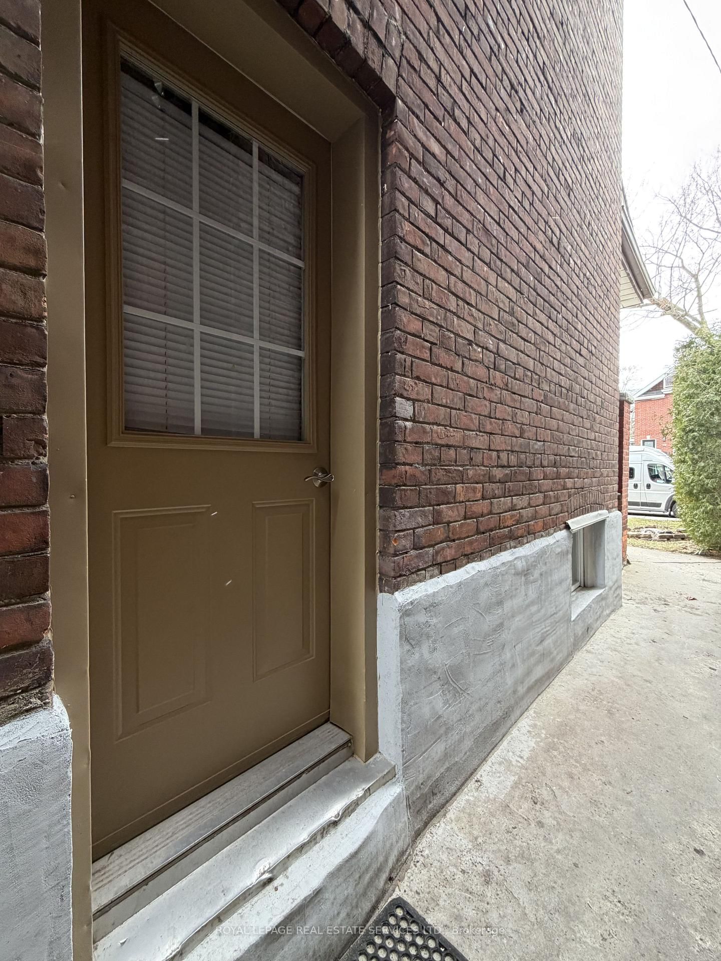 71 Vernon Street, Unit Basement - Photo 4