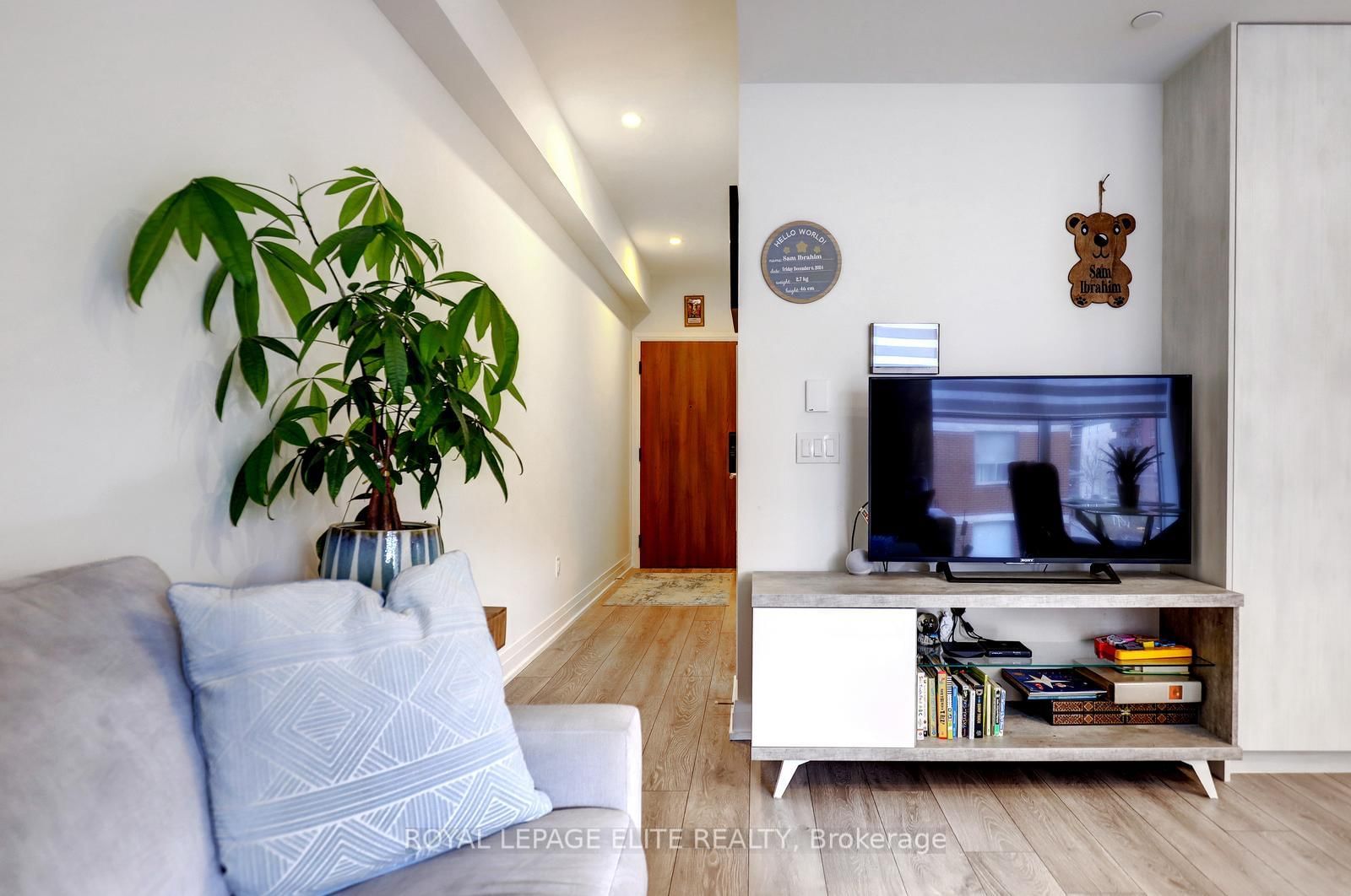 21 Park Street E, Unit 318 - Photo 6