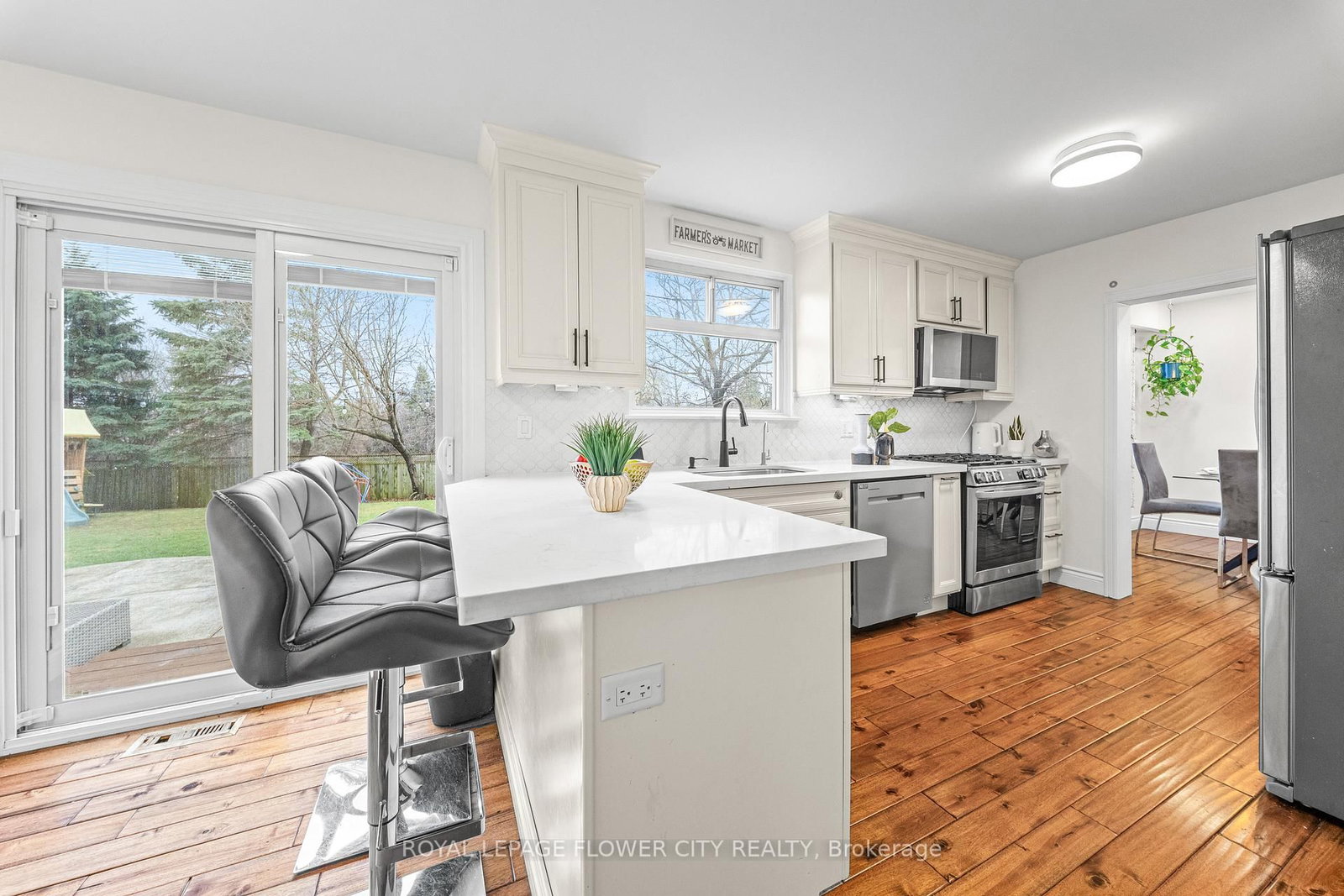 Detached House for sale at 15 Jasper Crescent, Brampton, Ontario, L6S 1W8 - Northgate - MLS: W12993304