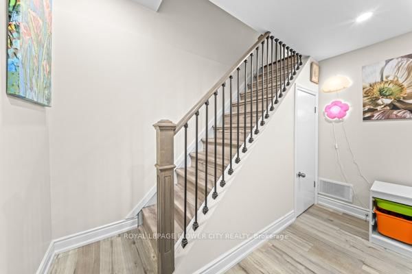 Detached House for sale at 15 Jasper Crescent, Brampton, Ontario, L6S 1W8 - Northgate - MLS: W12993304