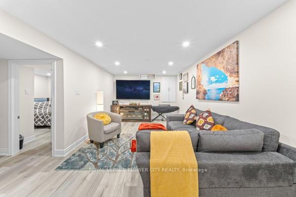 Detached House for sale at 15 Jasper Crescent, Brampton, Ontario, L6S 1W8 - Northgate - MLS: W12993304