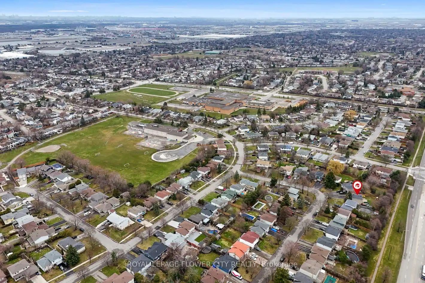 Detached House for sale at 15 Jasper Crescent, Brampton, Ontario, L6S 1W8 - Northgate - MLS: W12993304