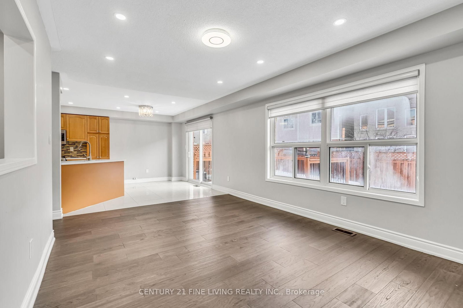 Detached House for sale at 20 Edenvalley Road, Brampton, Ontario, L7A 2M6 - Fletcher's Meadow - MLS: W12993320