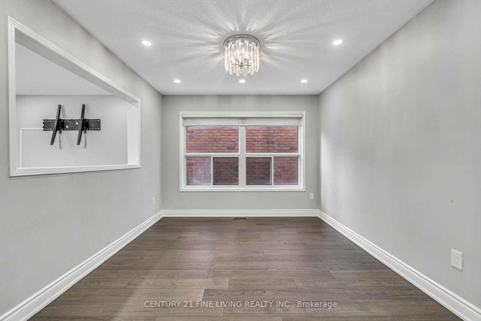 Detached House for sale at 20 Edenvalley Road, Brampton, Ontario, L7A 2M6 - Fletcher's Meadow - MLS: W12993320