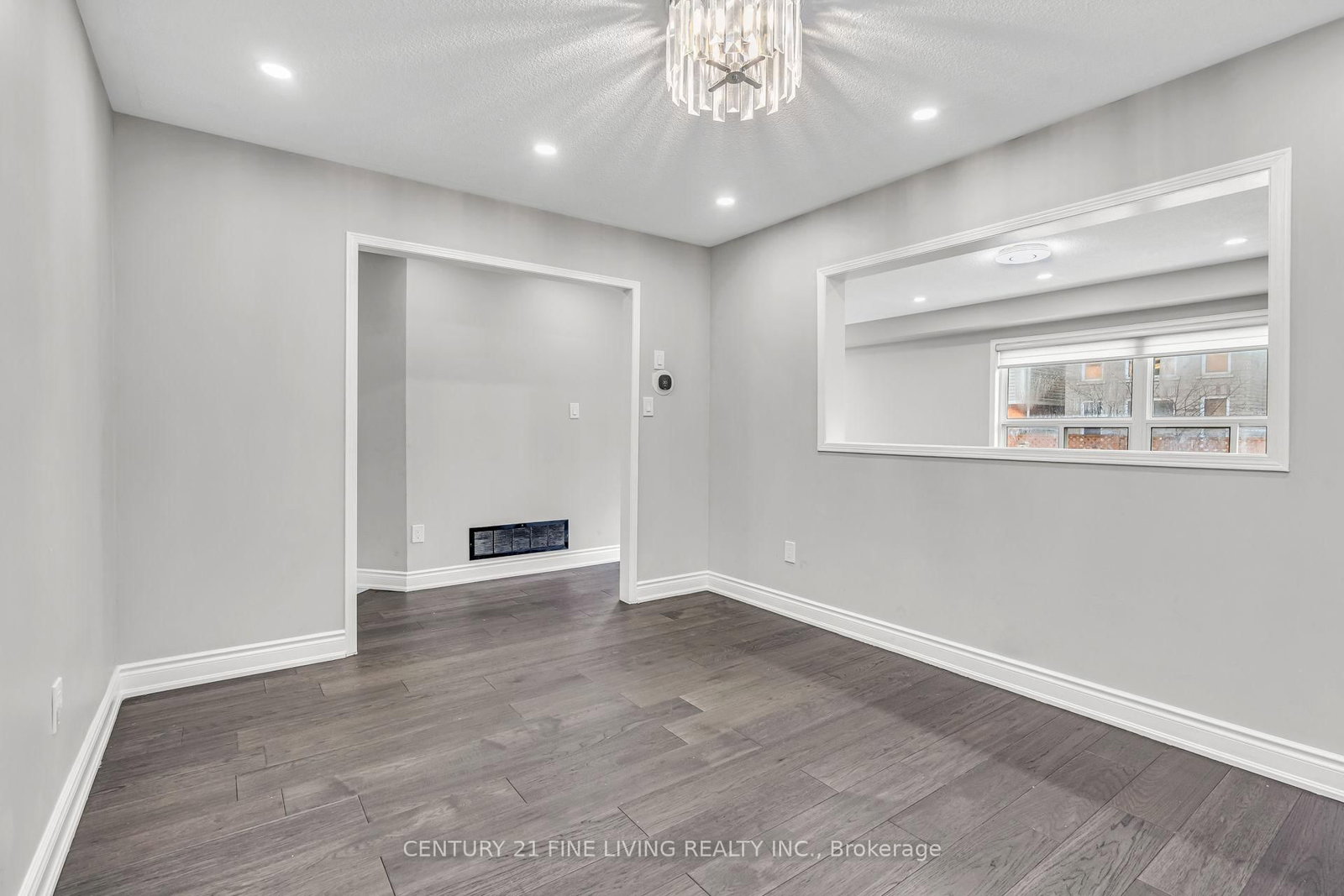 Detached House for sale at 20 Edenvalley Road, Brampton, Ontario, L7A 2M6 - Fletcher's Meadow - MLS: W12993320