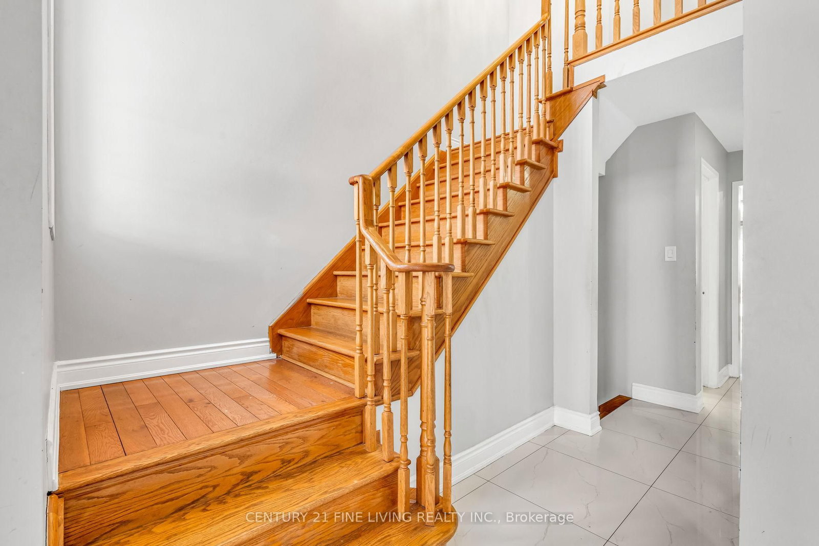 Detached House for sale at 20 Edenvalley Road, Brampton, Ontario, L7A 2M6 - Fletcher's Meadow - MLS: W12993320