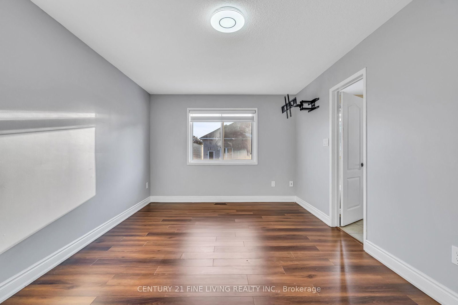 Detached House for sale at 20 Edenvalley Road, Brampton, Ontario, L7A 2M6 - Fletcher's Meadow - MLS: W12993320