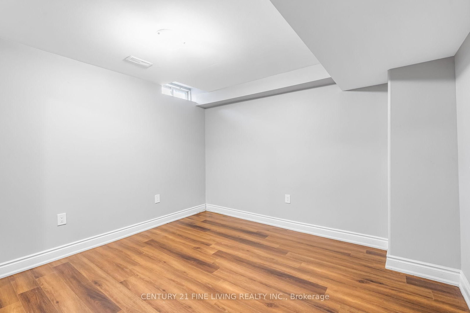 Detached House for sale at 20 Edenvalley Road, Brampton, Ontario, L7A 2M6 - Fletcher's Meadow - MLS: W12993320