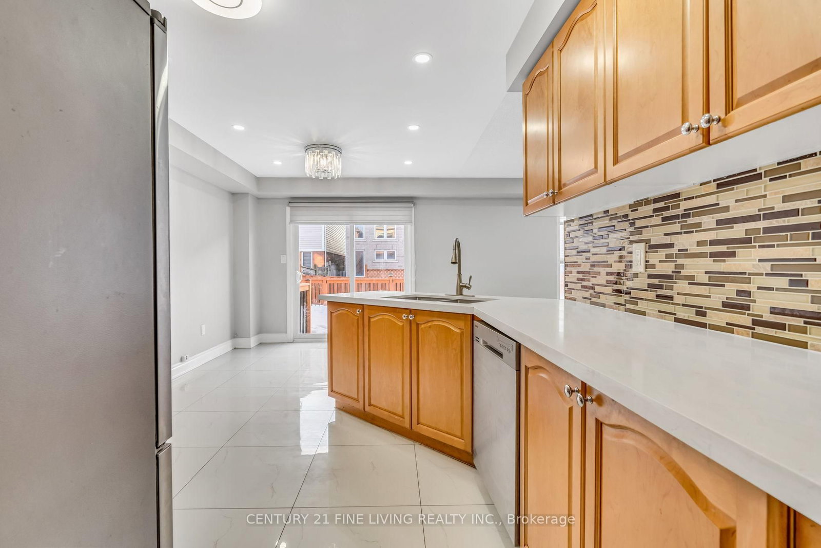 Detached House for sale at 20 Edenvalley Road, Brampton, Ontario, L7A 2M6 - Fletcher's Meadow - MLS: W12993320