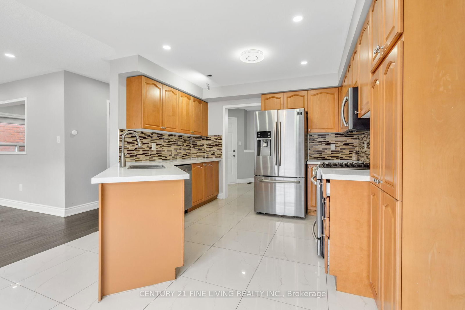 Detached House for sale at 20 Edenvalley Road, Brampton, Ontario, L7A 2M6 - Fletcher's Meadow - MLS: W12993320