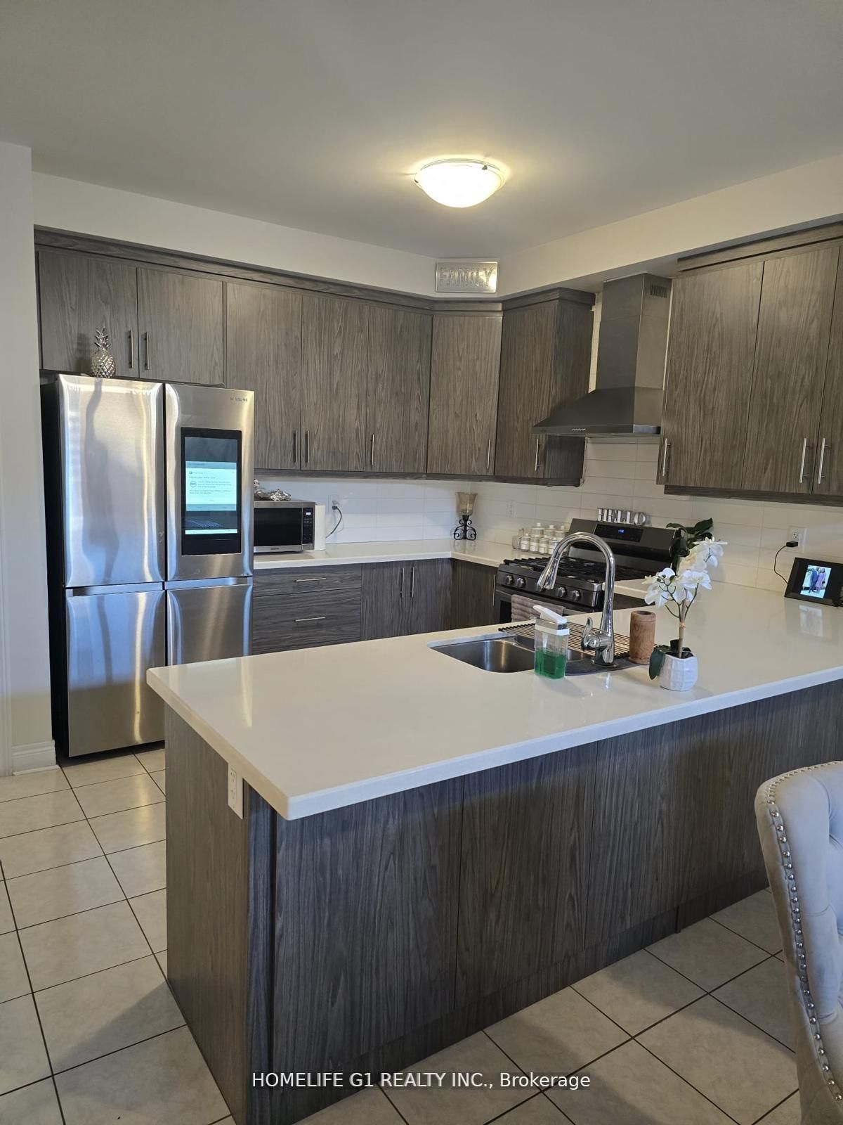 Detached House for sale at 32 Branigan Crescent, Halton Hills, Ontario, L7G 0N1 - Georgetown - MLS: W12993390