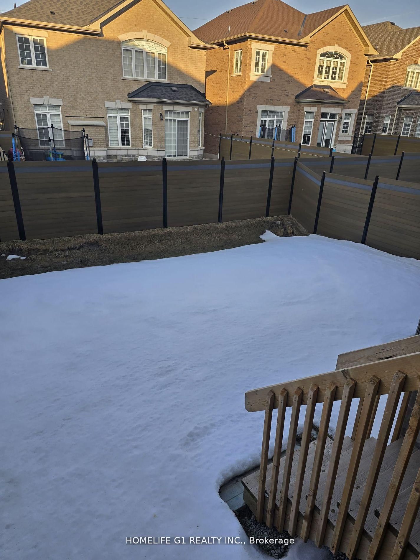 Detached House for sale at 32 Branigan Crescent, Halton Hills, Ontario, L7G 0N1 - Georgetown - MLS: W12993390