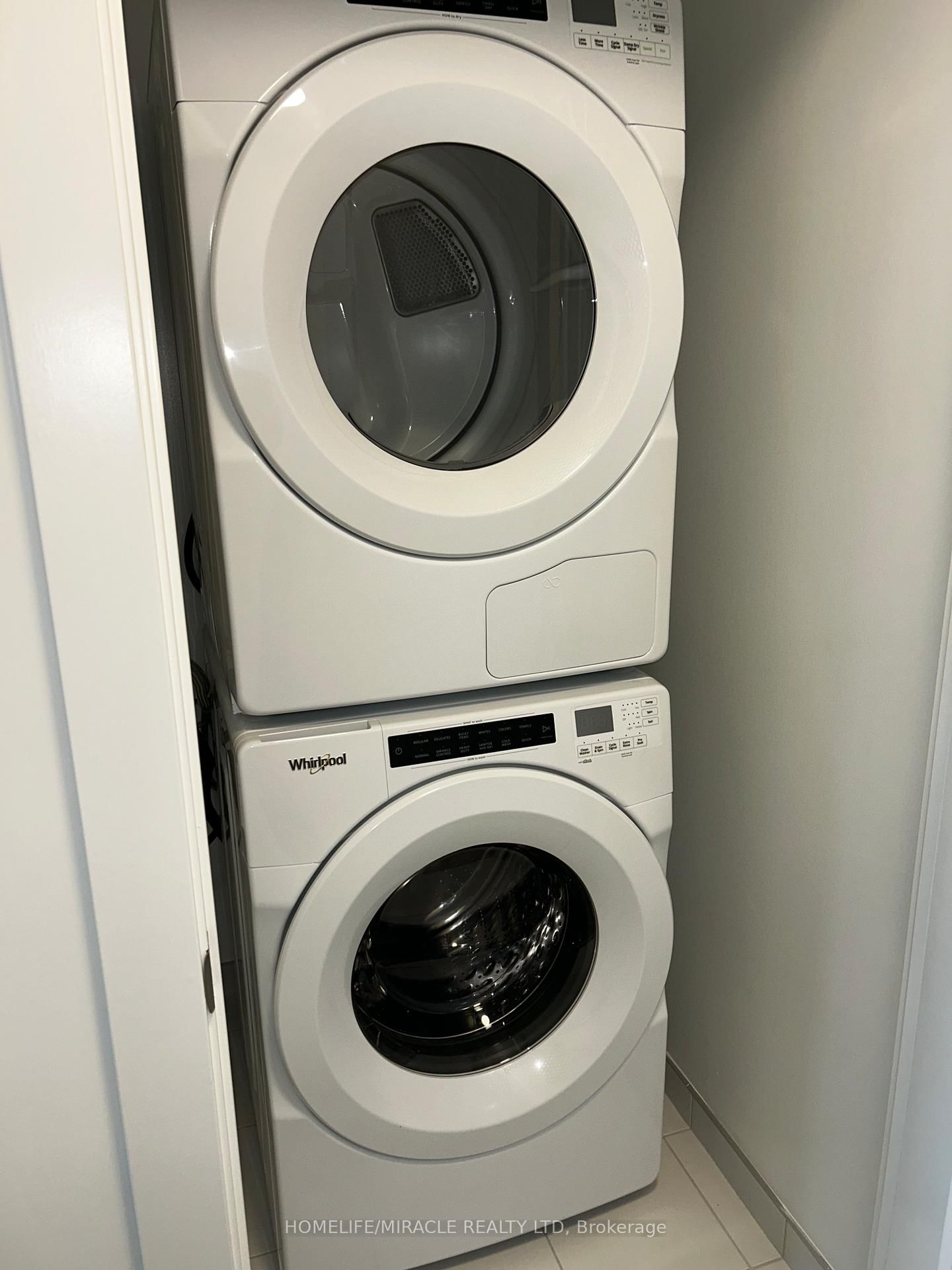 60 Central park roadway, Unit 1714 - Photo 17