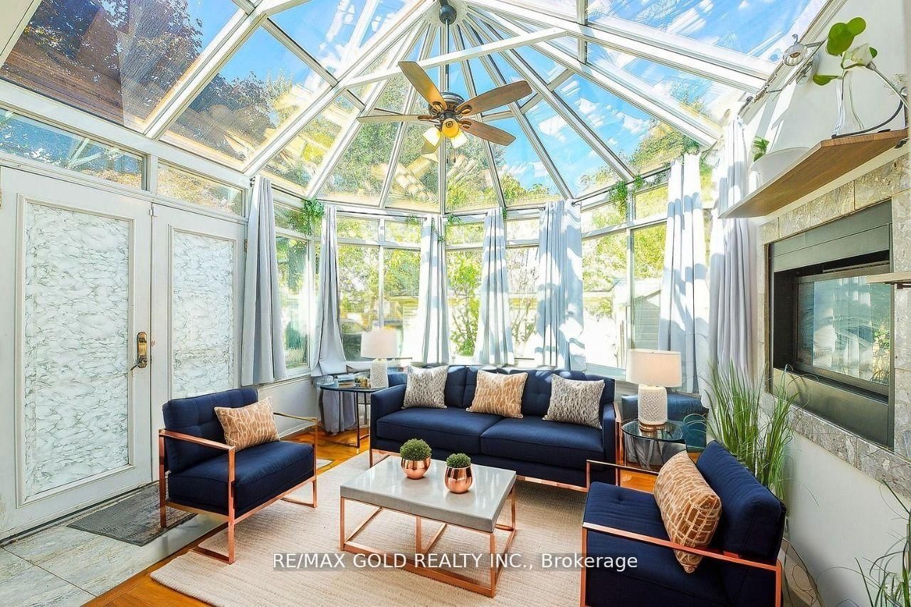 Detached House for sale at 13 Foster Road, Mississauga, Ontario, L4T 1C3 - Malton - MLS: W12993402