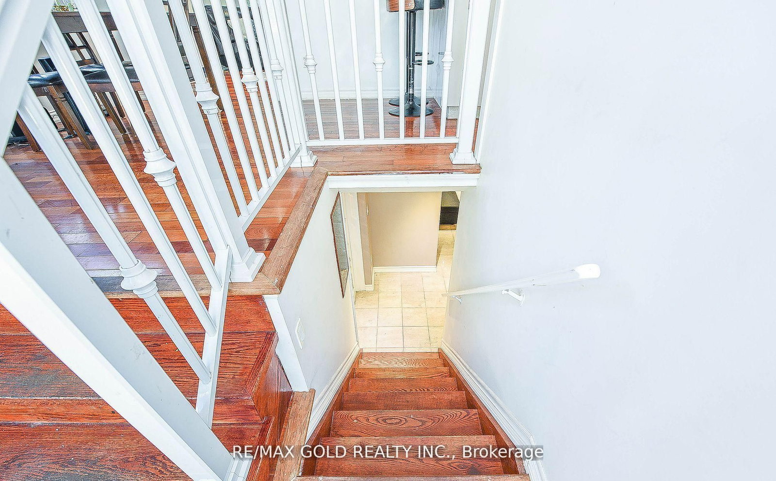 Detached House for sale at 13 Foster Road, Mississauga, Ontario, L4T 1C3 - Malton - MLS: W12993402