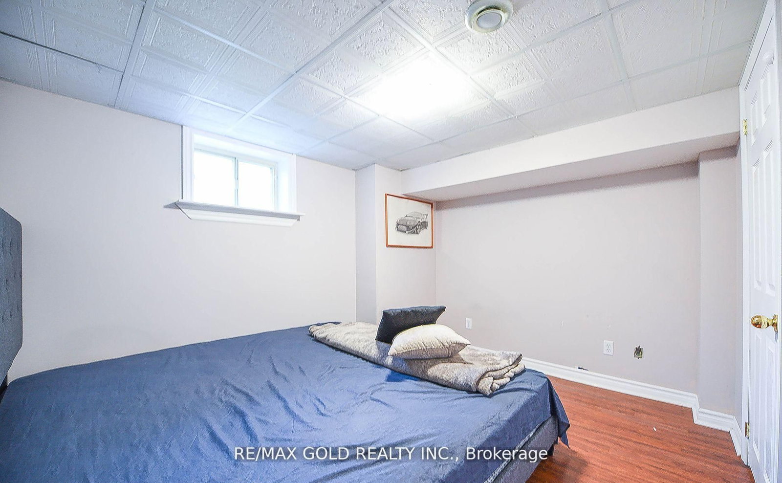 Detached House for sale at 13 Foster Road, Mississauga, Ontario, L4T 1C3 - Malton - MLS: W12993402