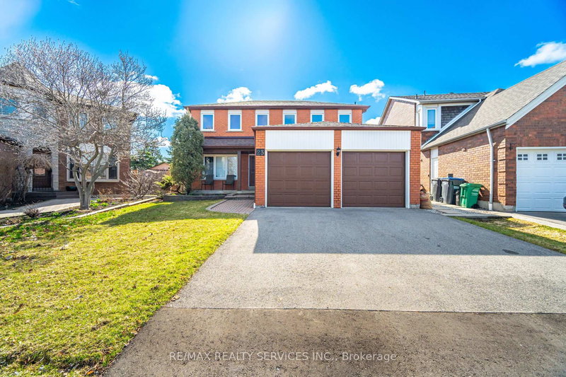 23 Newbury Cres, Brampton, Ontario