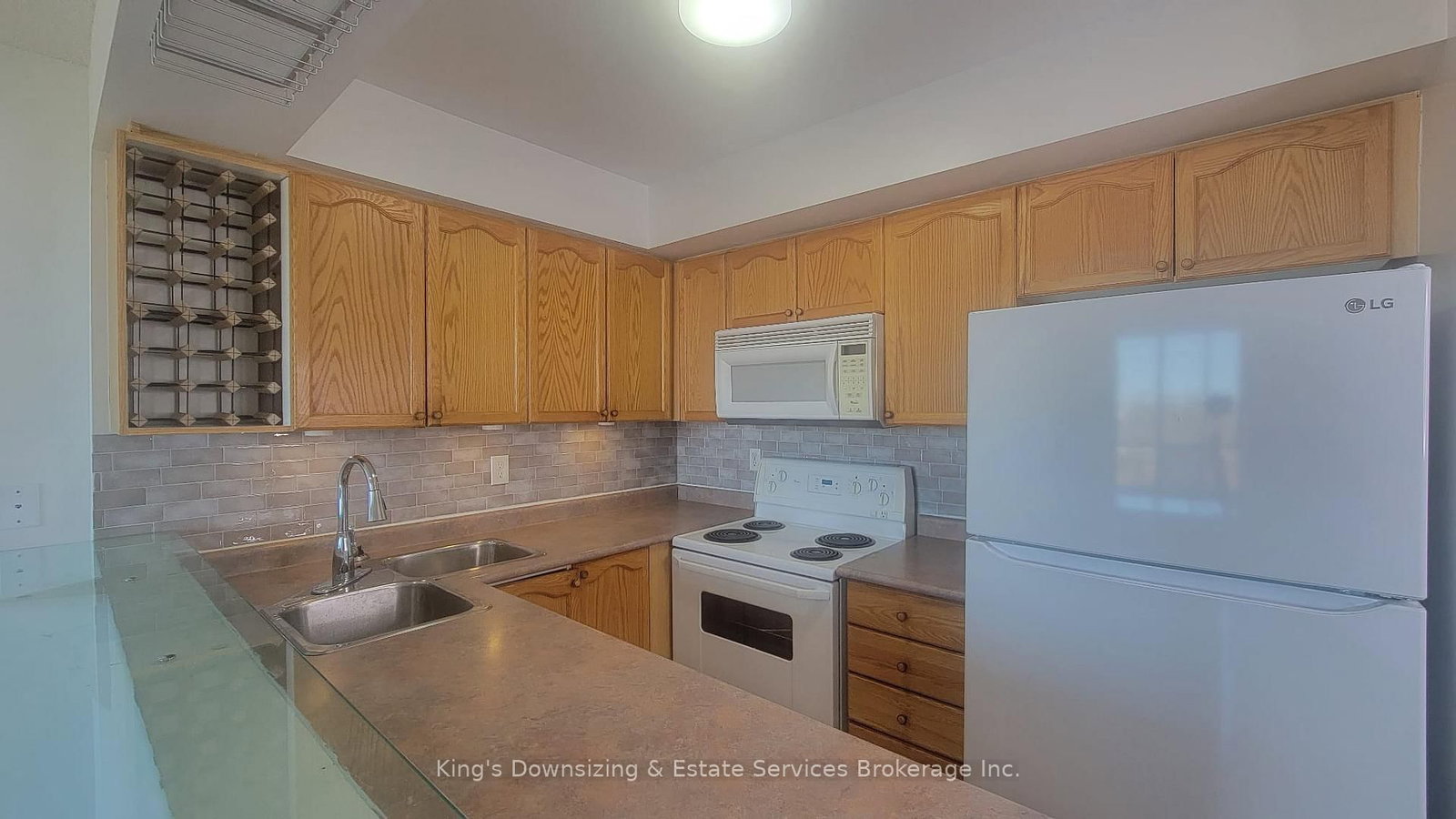 1150 Parkwest Place, Unit 409 - Photo 13