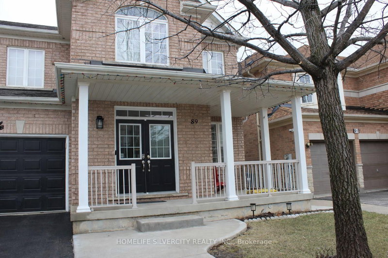 89 Fairwood Circ, Brampton, L6R 0X3 | Image 2