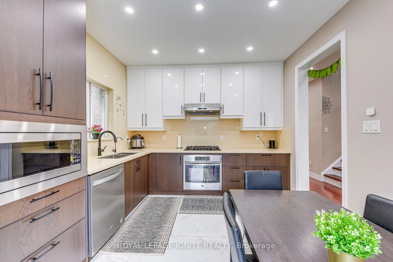 Detached House for sale at 30 Streamline Drive, Brampton, Ontario, L6V 4T2 - Madoc - MLS: W12993628