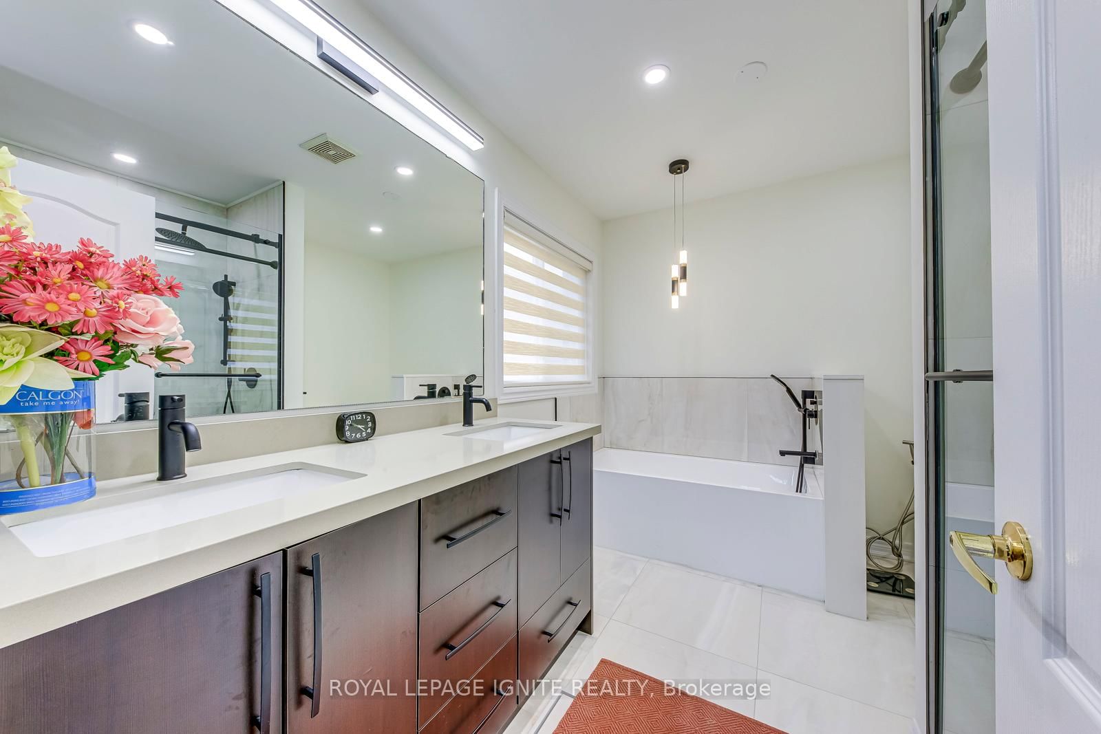 Detached House for sale at 30 Streamline Drive, Brampton, Ontario, L6V 4T2 - Madoc - MLS: W12993628