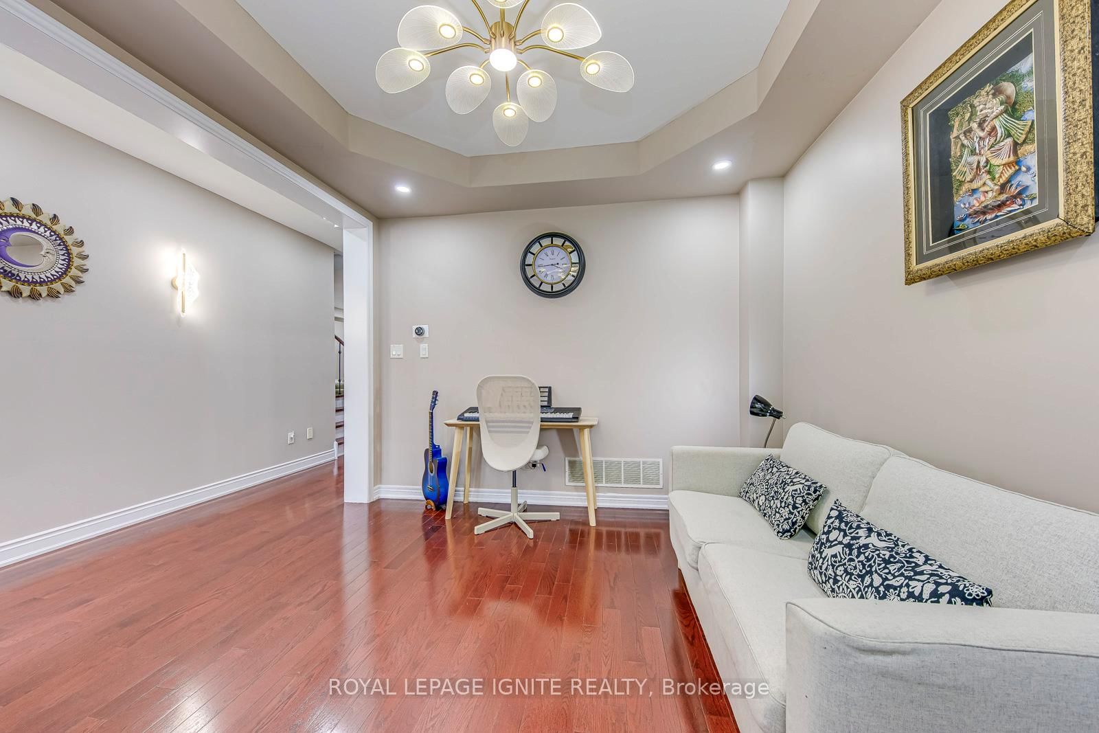 Detached House for sale at 30 Streamline Drive, Brampton, Ontario, L6V 4T2 - Madoc - MLS: W12993628