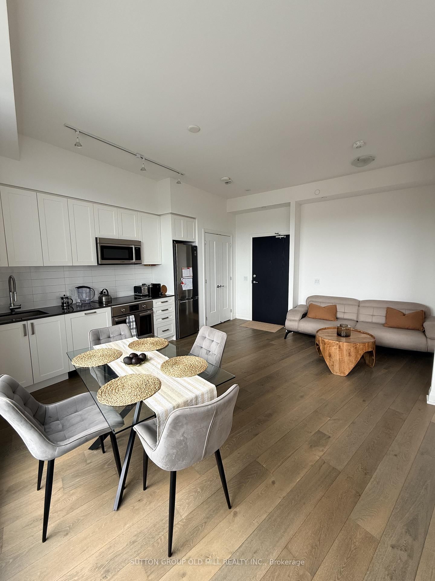 293 The Kingsway, Unit 702 - Photo 5