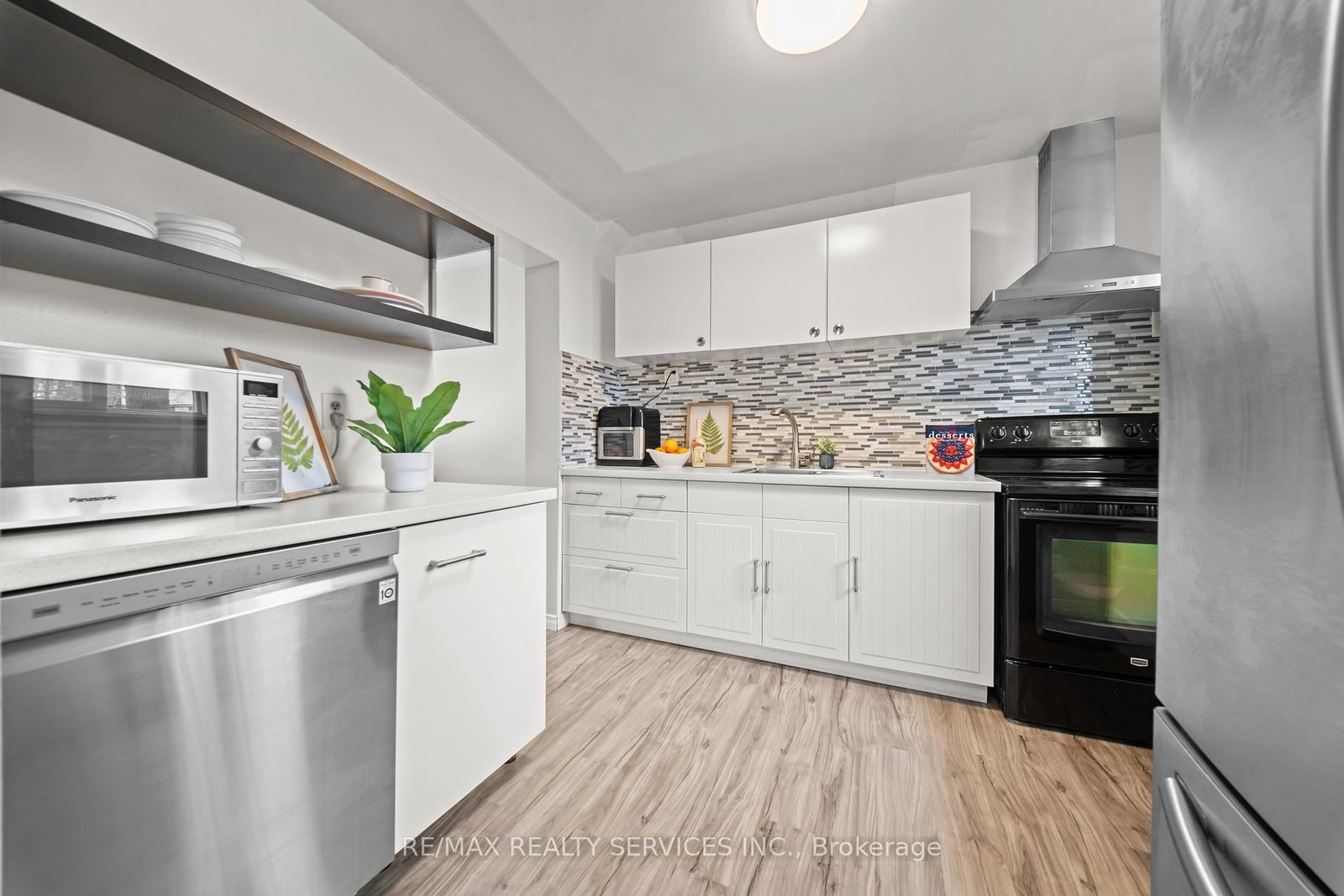 Townhouse for sale at 107-45 Hansen Road, Brampton, Ontario, L6V 3P6 - Madoc - MLS: W12993676