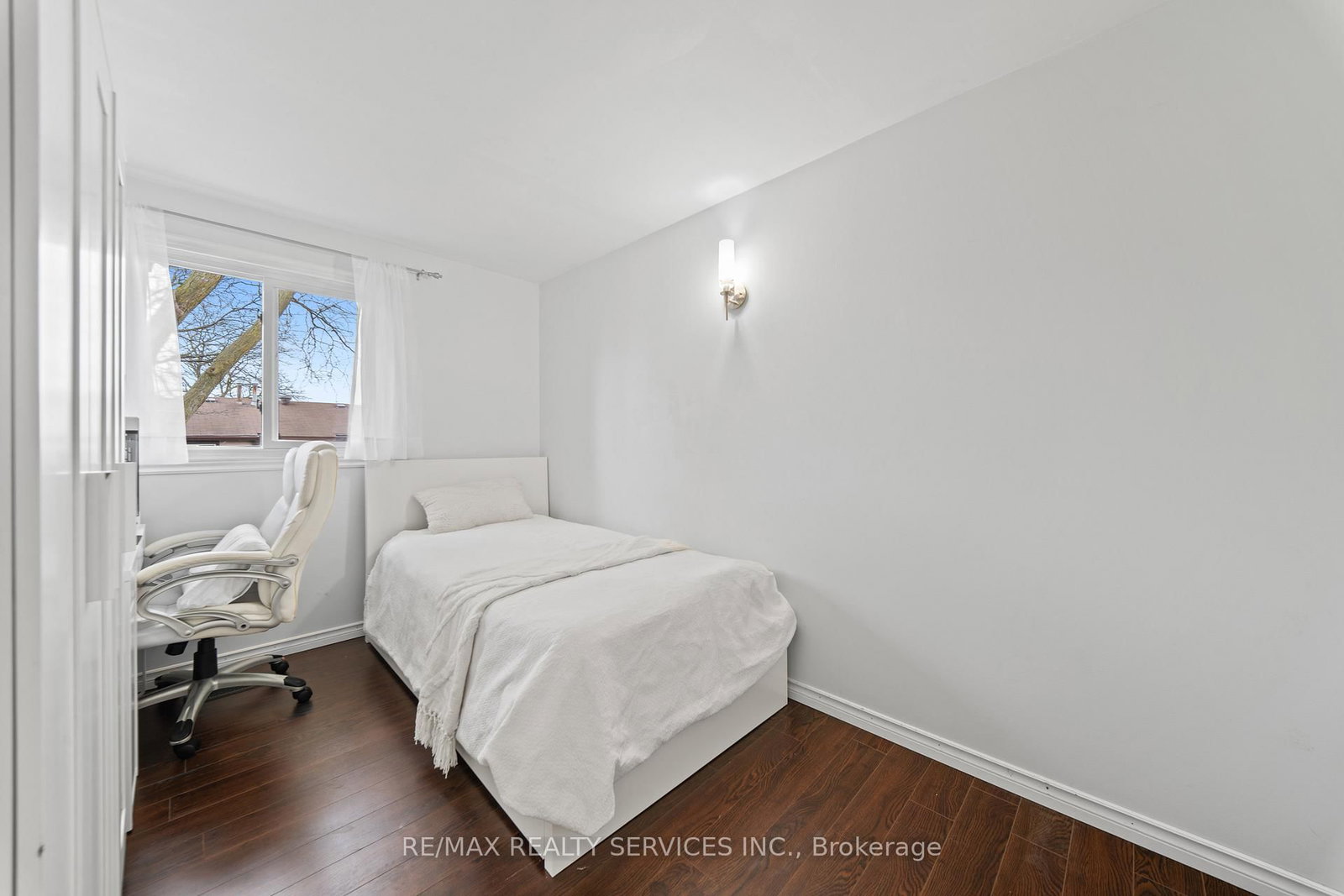 Townhouse for sale at 107-45 Hansen Road, Brampton, Ontario, L6V 3P6 - Madoc - MLS: W12993676