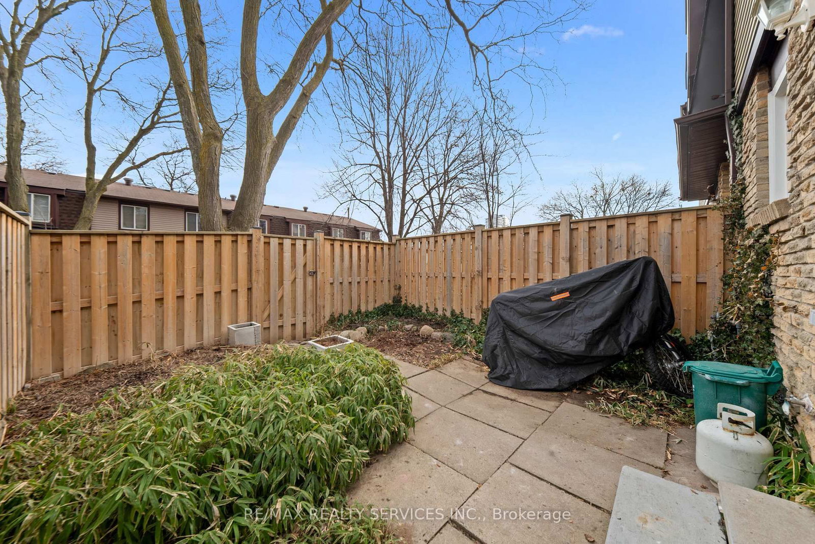 Townhouse for sale at 107-45 Hansen Road, Brampton, Ontario, L6V 3P6 - Madoc - MLS: W12993676