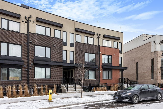 7 - 181 William Duncan Road