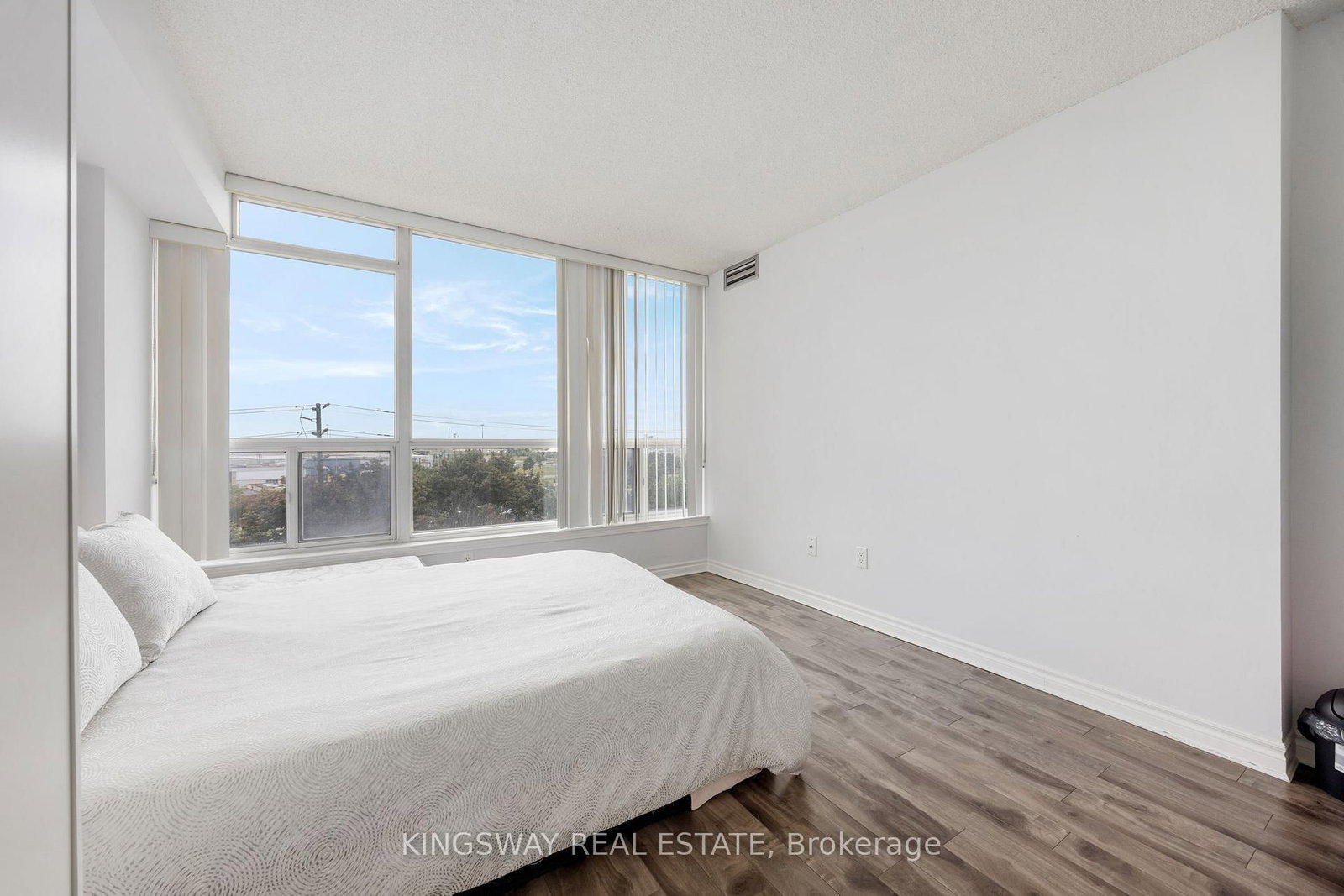 12 Laurelcrest Street, Unit 507 - Photo 13