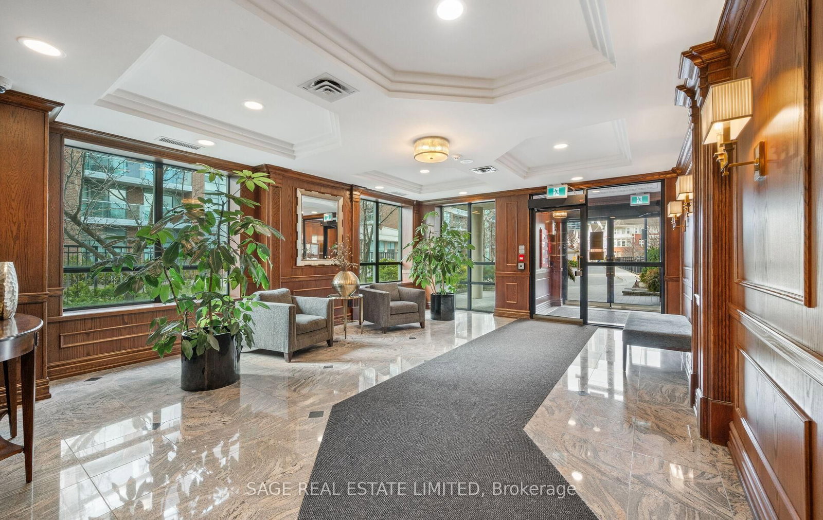 17 Michael Power Place, Unit 707 - Photo 4