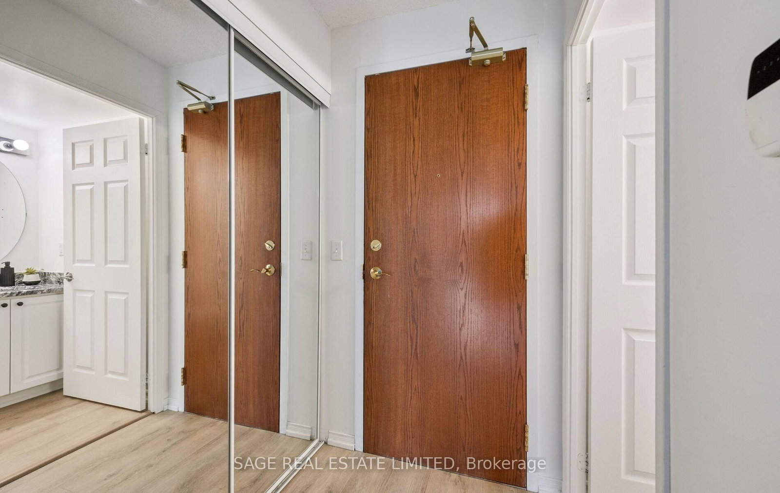 17 Michael Power Place, Unit 707 - Photo 5