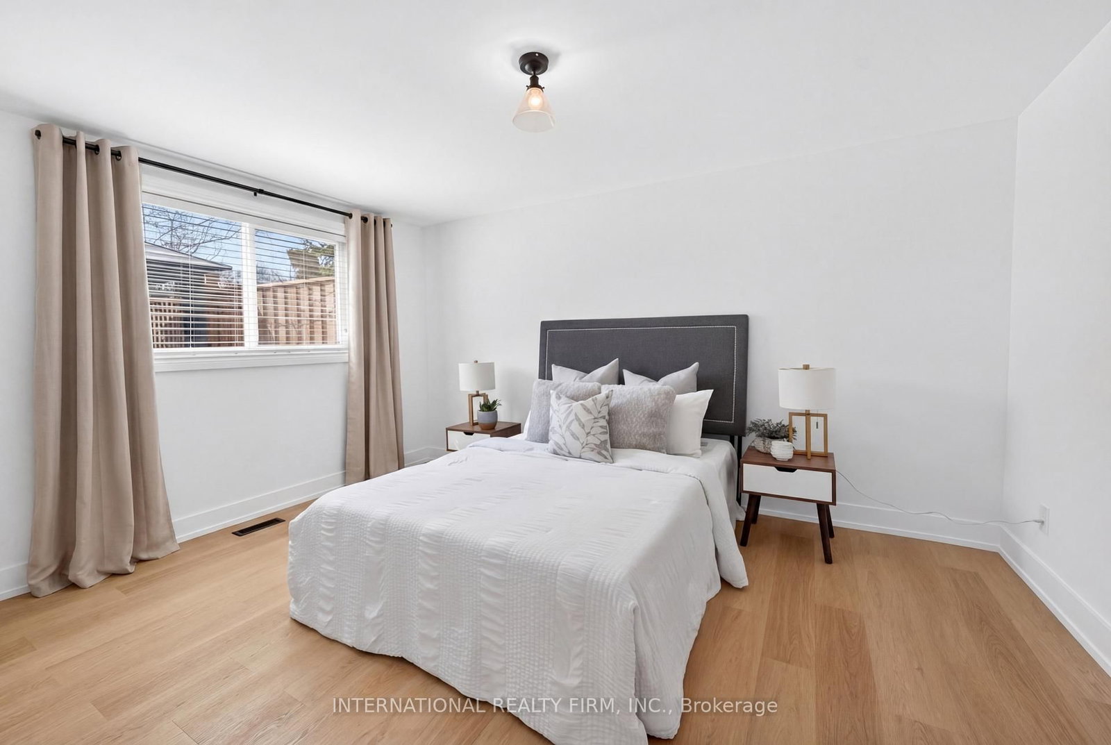 26 Dellbrook Crescent - Photo 13