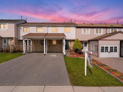 236 Royal Salisbury Way | Brampton | Image