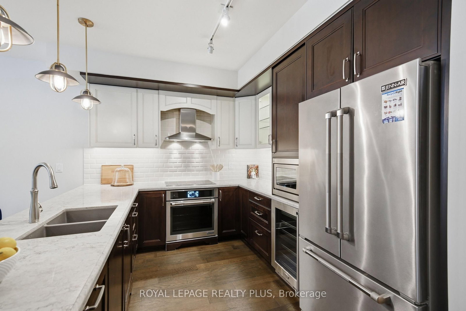 1575 Lakeshore Road W, Unit 117 - Photo 14