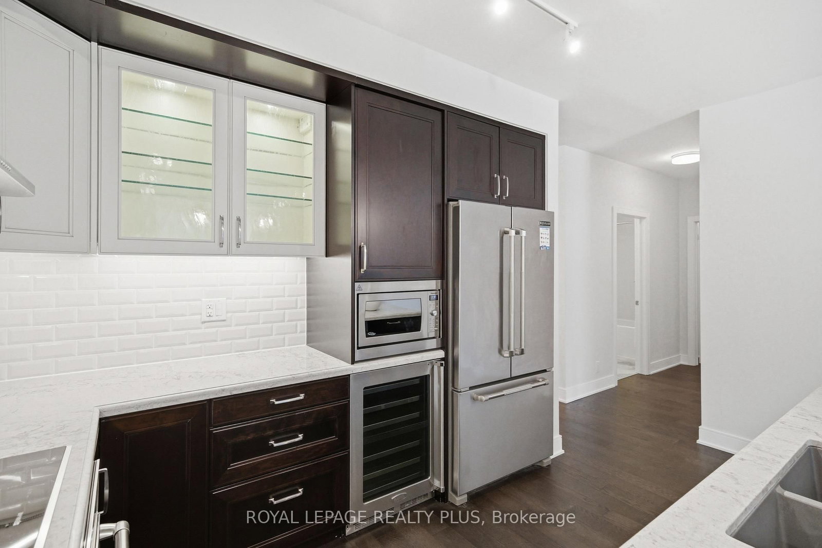 1575 Lakeshore Road W, Unit 117 - Photo 15