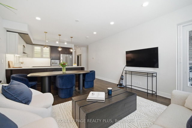 117 - 1575 Lakeshore Road W