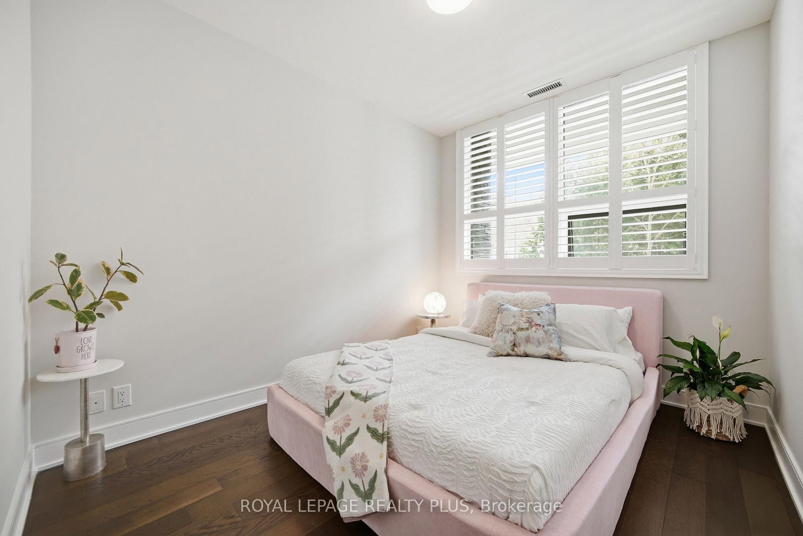 1575 Lakeshore Road W, Unit 117 - Photo 25