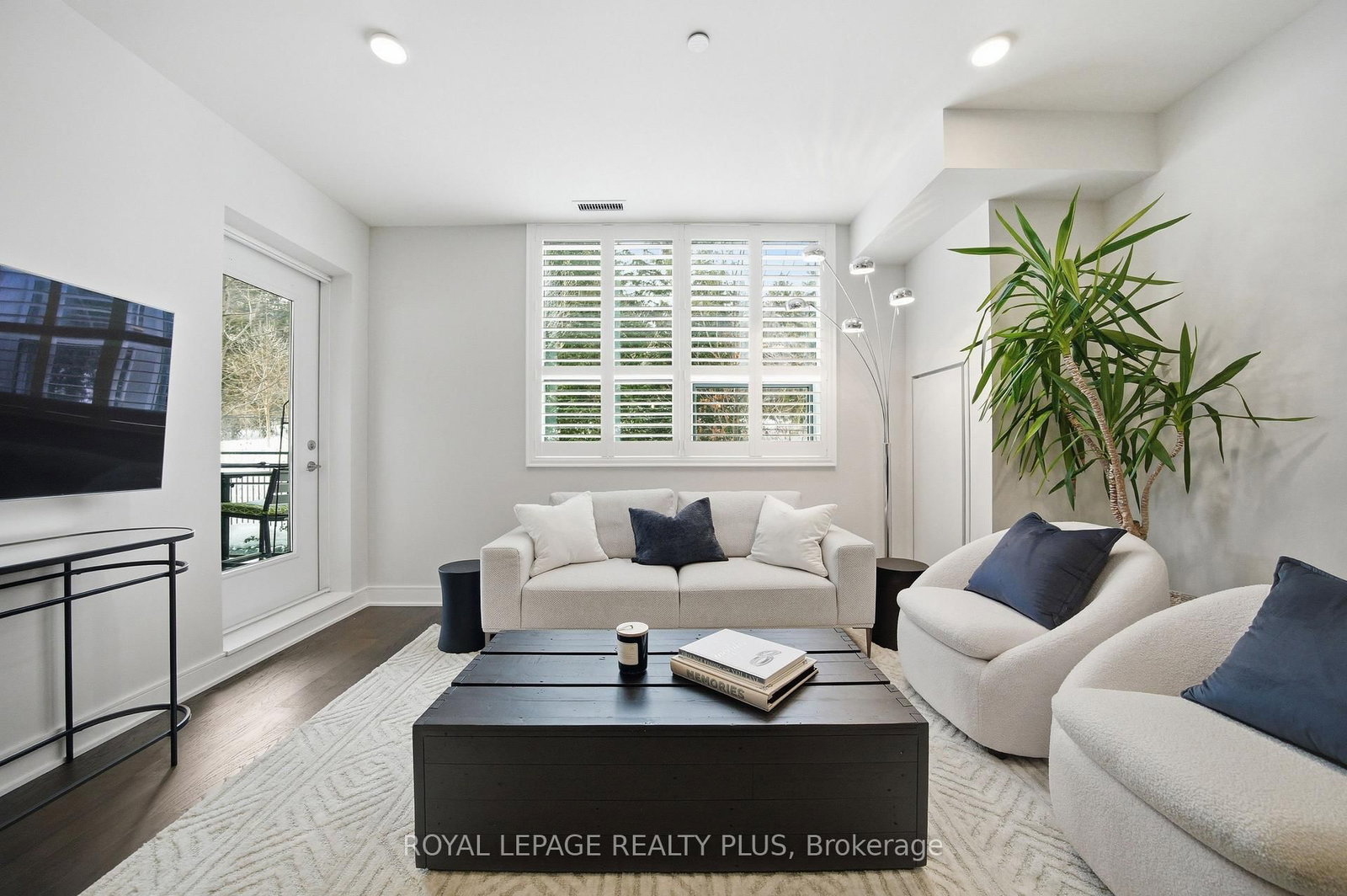 1575 Lakeshore Road W, Unit 117 - Photo 5