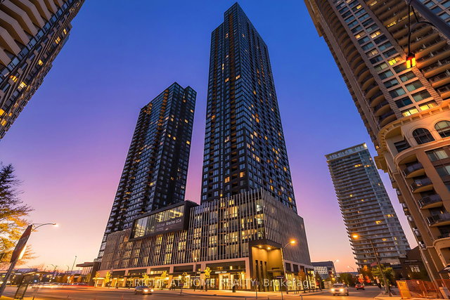 413 - 395 Square One Drive W