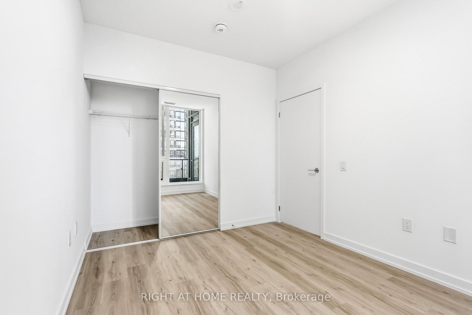 395 Square One Drive W, Unit 413 - Photo 18