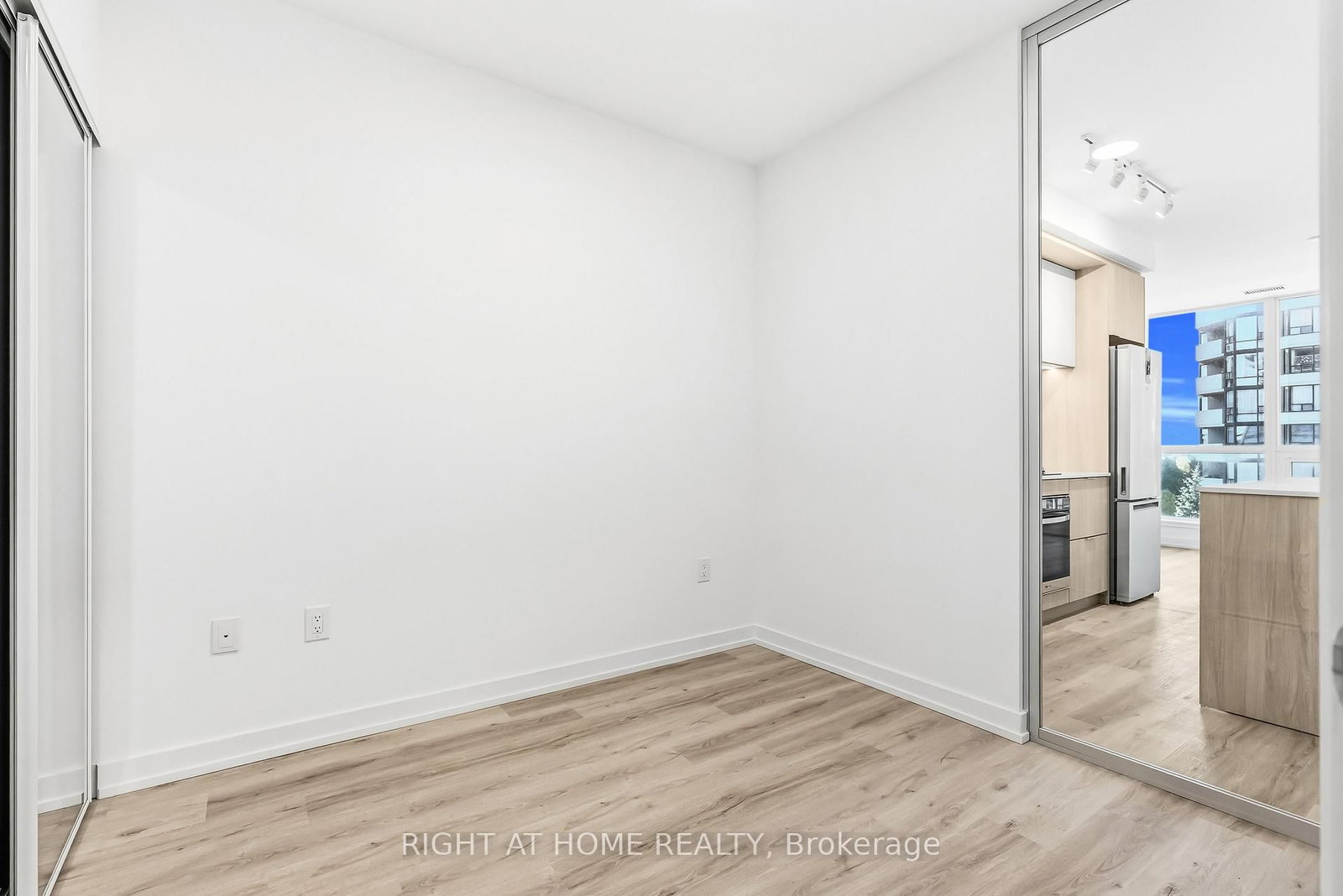 395 Square One Drive W, Unit 413 - Photo 19