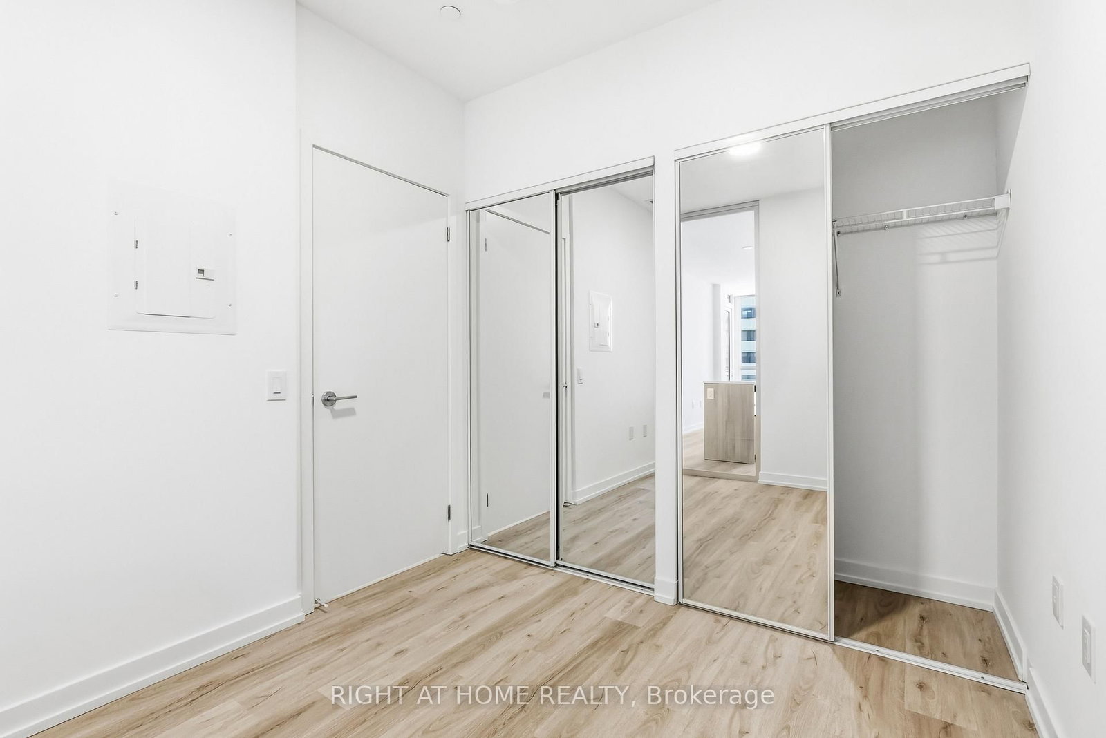 395 Square One Drive W, Unit 413 - Photo 21