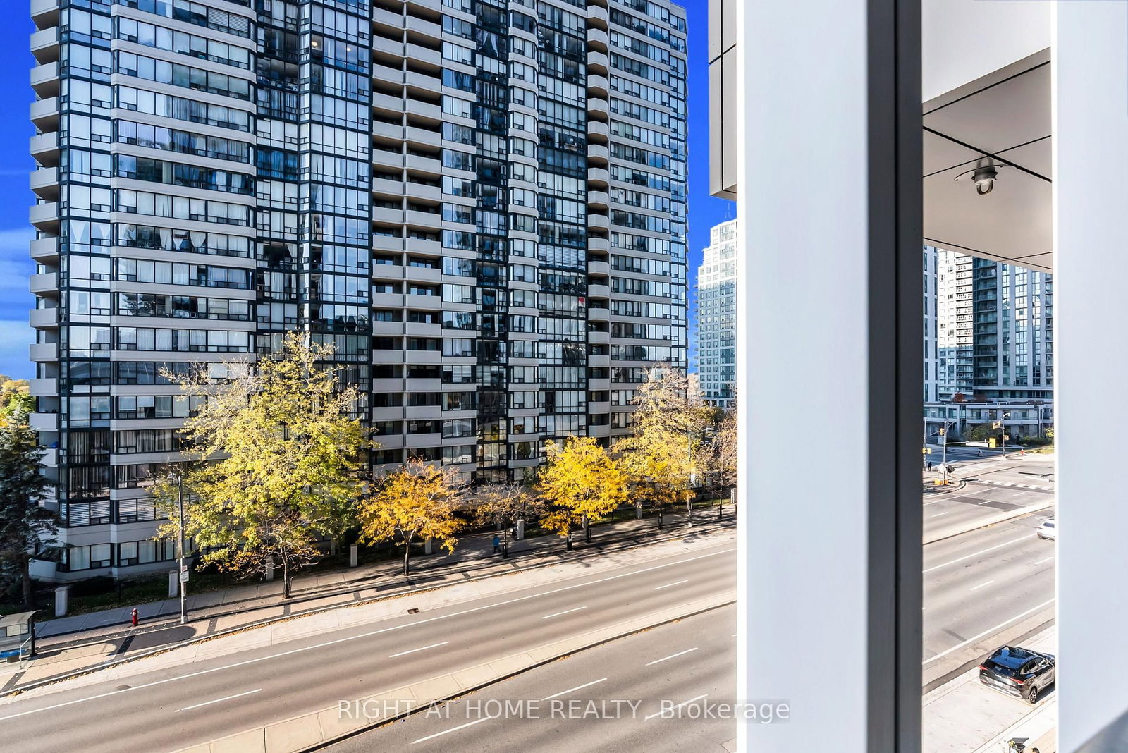 395 Square One Drive W, Unit 413 - Photo 29