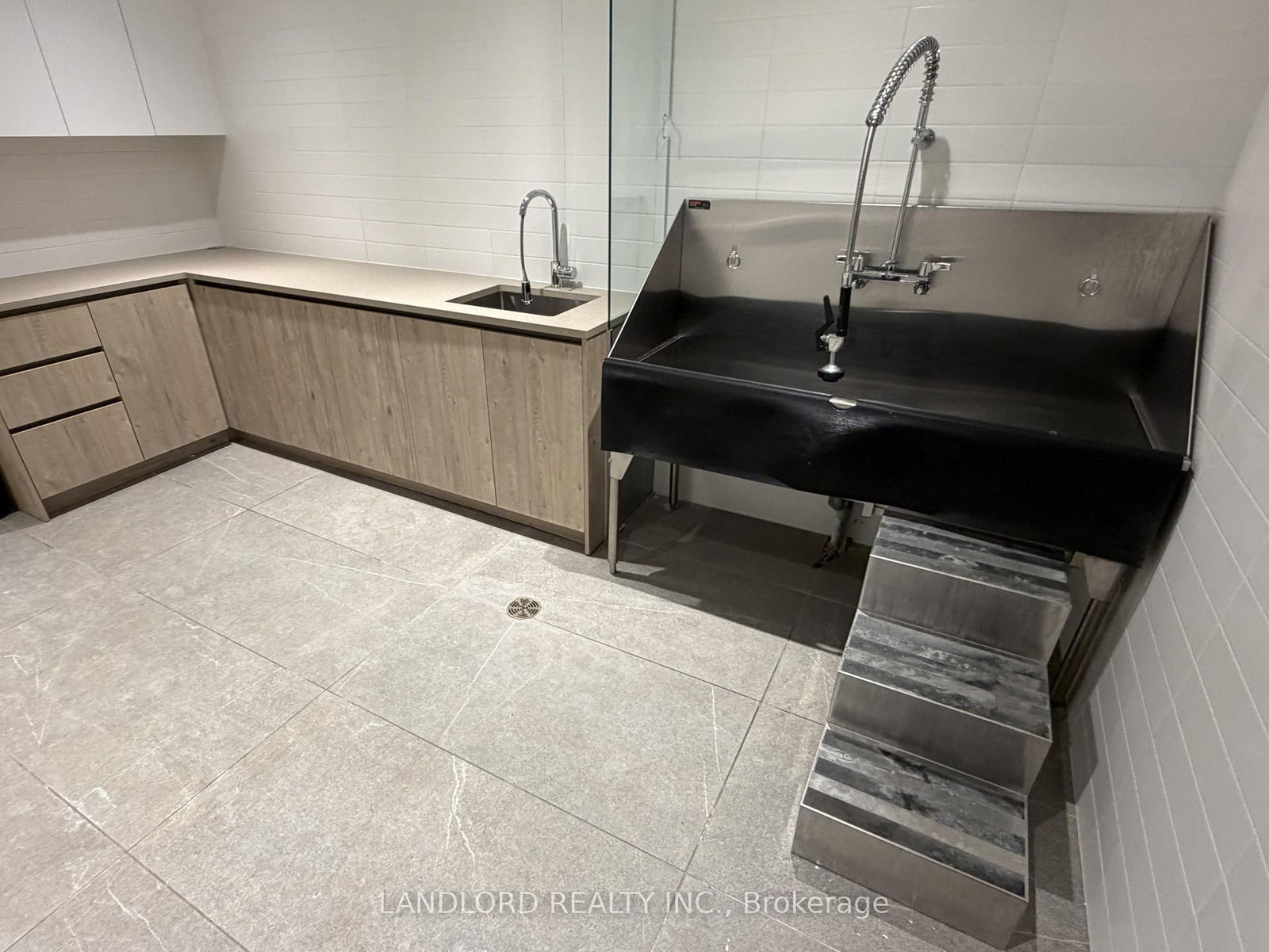 Condo for sale at 109-15 Maryport Avenue, Toronto, Ontario, M3M 0E1 - Downsview-Roding-CFB - MLS: W12993914